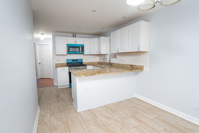 12618 S Justine Street, Calumet Park, IL 60827