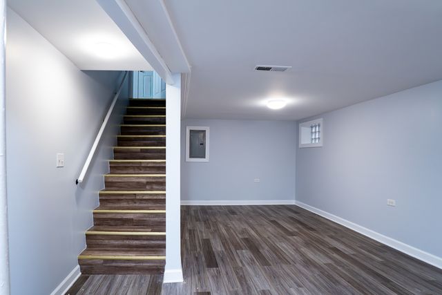 12618 S Justine Street, Calumet Park, IL 60827