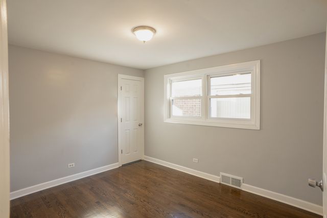 12618 S Justine Street, Calumet Park, IL 60827