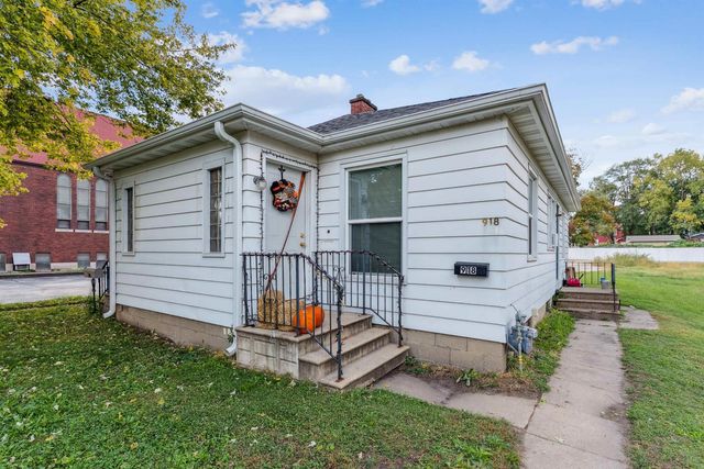 918-920 W 4th Street, Waterloo, IA 50702