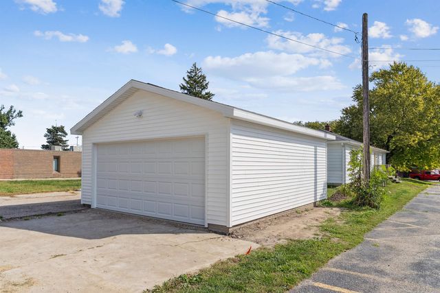 918-920 W 4th Street, Waterloo, IA 50702