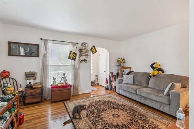 918-920 W 4th Street, Waterloo, IA 50702