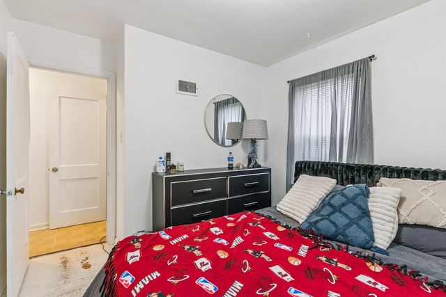 918-920 W 4th Street, Waterloo, IA 50702