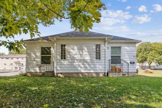 918-920 W 4th Street, Waterloo, IA 50702
