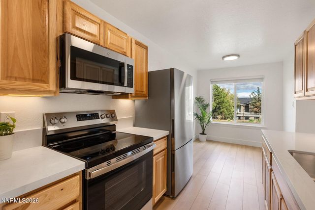 3935 Clear Acre Lane APT 211, Reno, NV 89512