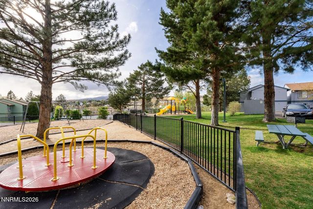 3935 Clear Acre Lane APT 211, Reno, NV 89512