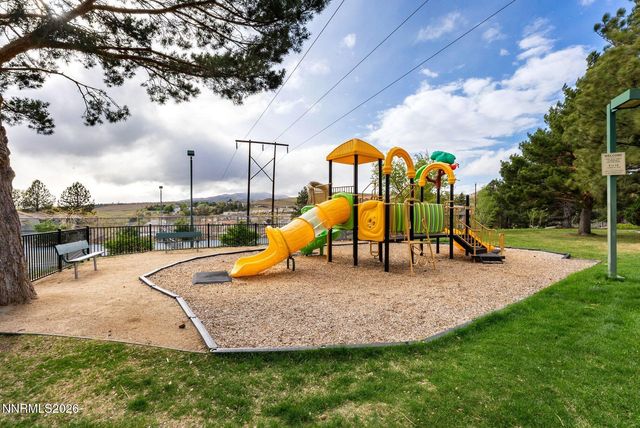 3935 Clear Acre Lane APT 211, Reno, NV 89512