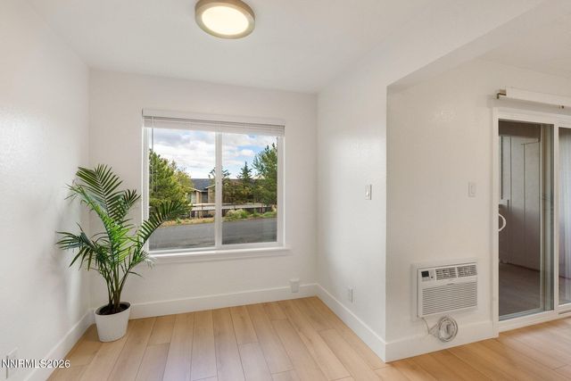 3935 Clear Acre Lane APT 211, Reno, NV 89512