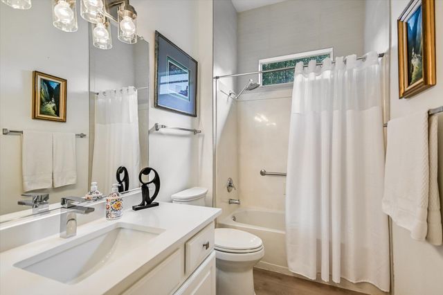 105 Stetson CIR, Georgetown, TX 78633