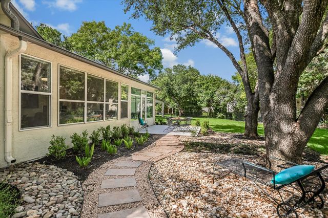 105 Stetson CIR, Georgetown, TX 78633