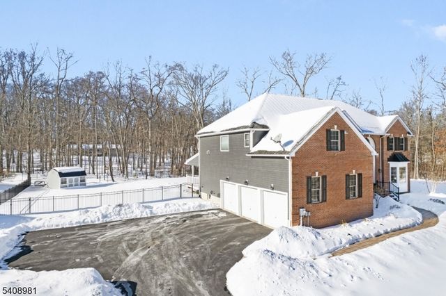 2 Liberty Trail, Andover Twp., NJ 07860