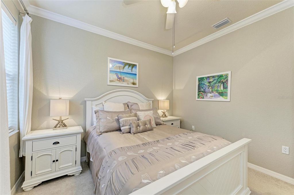 Image 37 of property listing at 220 RIVER ENCLAVE COURT, Bradenton, FL 34212