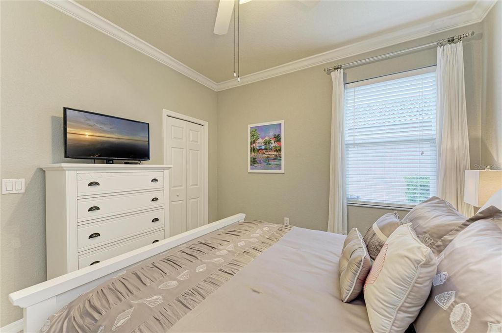 Image 39 of property listing at 220 RIVER ENCLAVE COURT, Bradenton, FL 34212