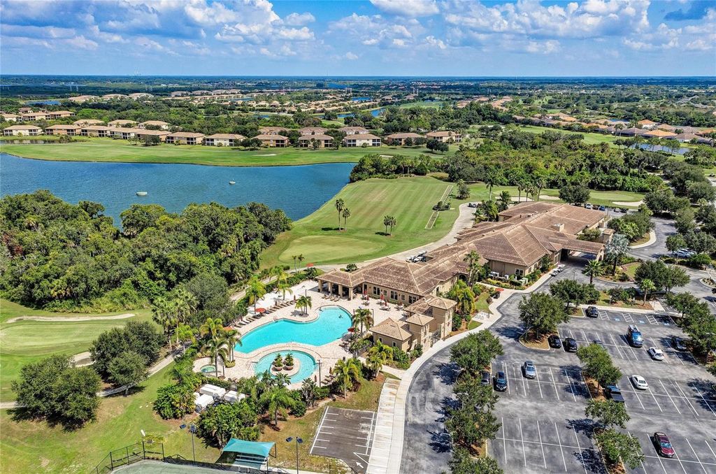 Image 53 of property listing at 220 RIVER ENCLAVE COURT, Bradenton, FL 34212