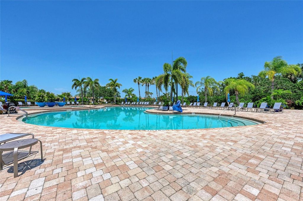 Image 65 of property listing at 220 RIVER ENCLAVE COURT, Bradenton, FL 34212