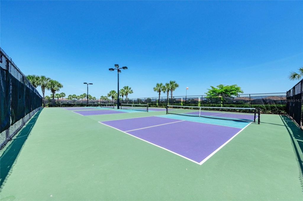 Image 78 of property listing at 220 RIVER ENCLAVE COURT, Bradenton, FL 34212
