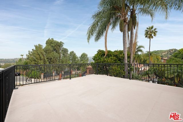 7680 E Eucalyptus Way, Anaheim, CA 92808
