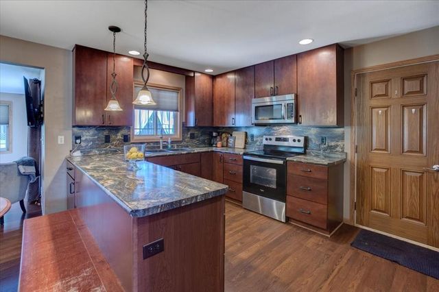 2921 Saturn Avenue, Eau Claire, WI 54703