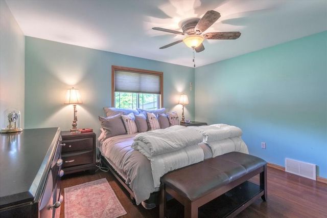 2921 Saturn Avenue, Eau Claire, WI 54703