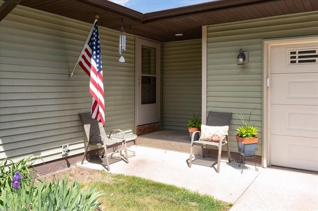 2921 Saturn Avenue, Eau Claire, WI 54703