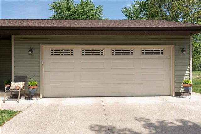 2921 Saturn Avenue, Eau Claire, WI 54703
