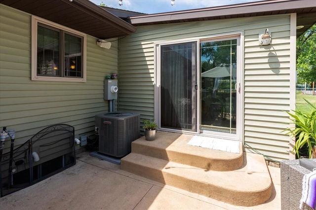 2921 Saturn Avenue, Eau Claire, WI 54703