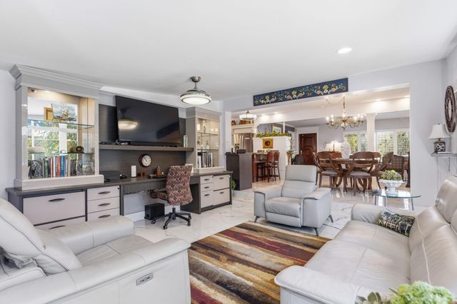 2624 NE 30th Street, Fort Lauderdale, FL 33306