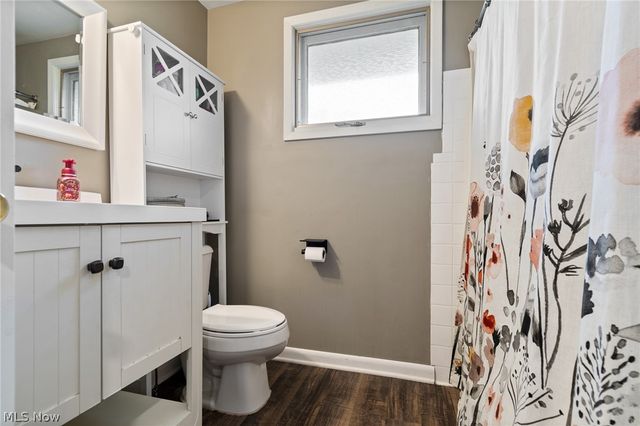 800 Woodview Drive NE, Massillon, OH 44646