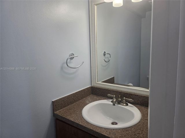 13022 SW 88th Ter N 201, Miami, FL 33186