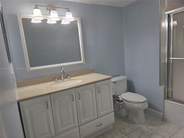 13022 SW 88th Ter N 201, Miami, FL 33186