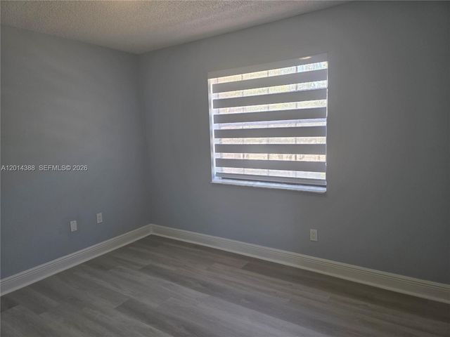 13022 SW 88th Ter N 201, Miami, FL 33186