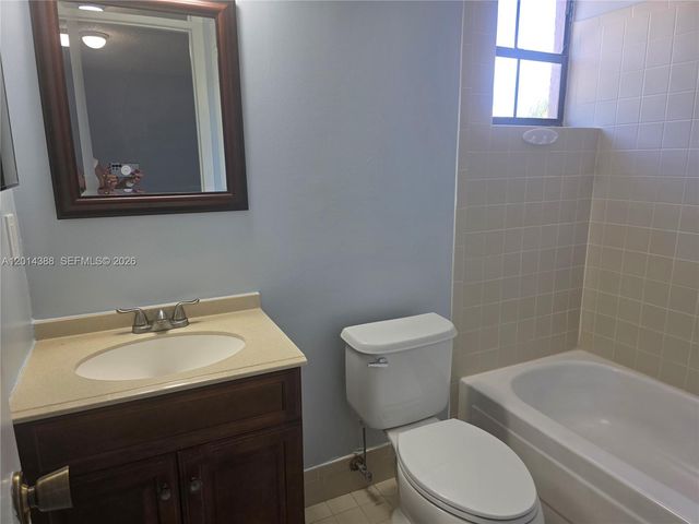 13022 SW 88th Ter N 201, Miami, FL 33186