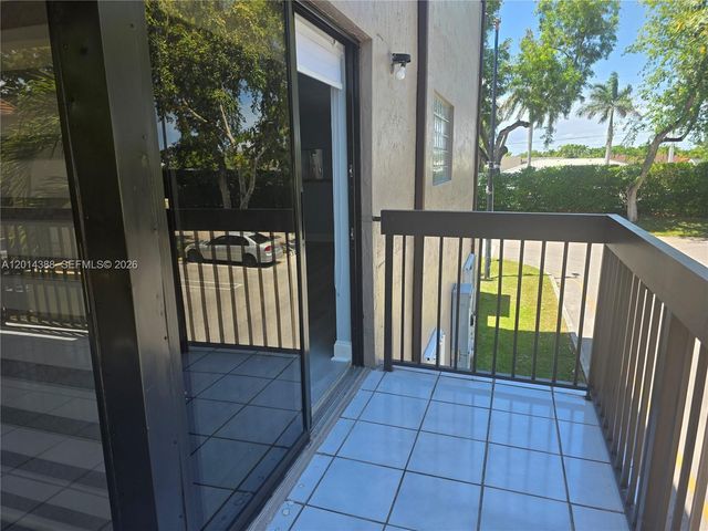 13022 SW 88th Ter N 201, Miami, FL 33186