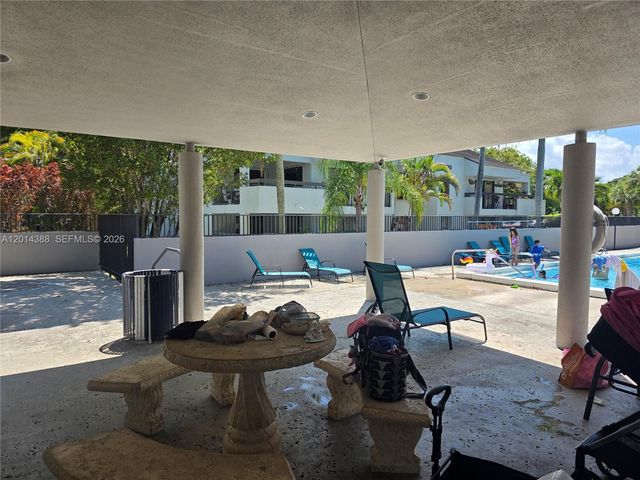 13022 SW 88th Ter N 201, Miami, FL 33186