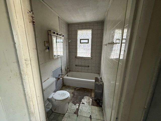 7711 S Champlain Avenue, Chicago, IL 60619