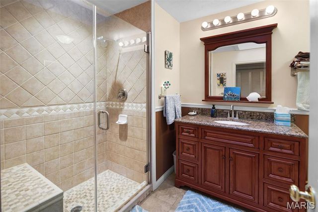 10 Knob Hill Court, Fairview Heights, IL 62208