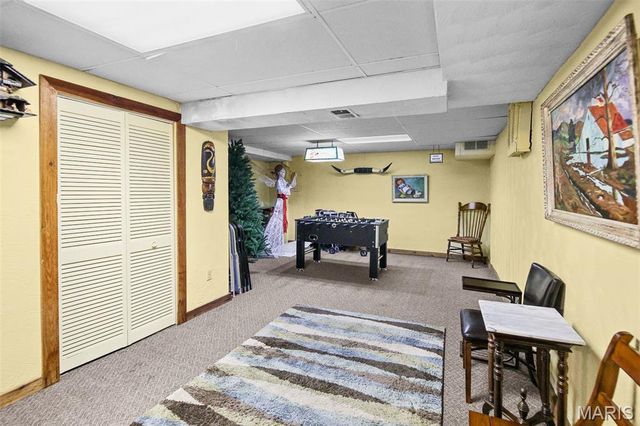 10 Knob Hill Court, Fairview Heights, IL 62208