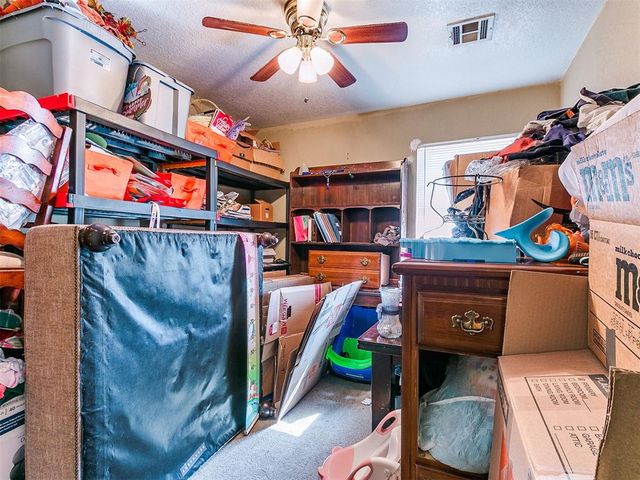 16 Bellgate Drive, Yukon, OK 73099