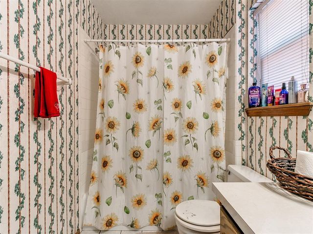 16 Bellgate Drive, Yukon, OK 73099