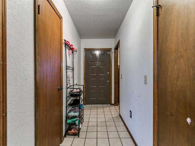 16 Bellgate Drive, Yukon, OK 73099