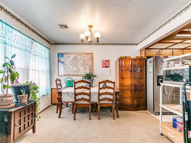 16 Bellgate Drive, Yukon, OK 73099