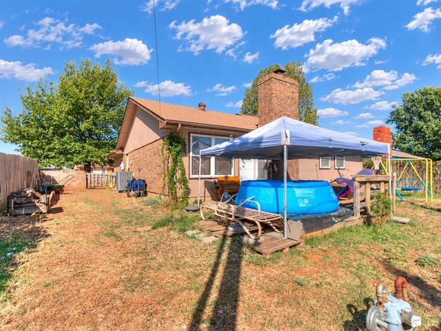 16 Bellgate Drive, Yukon, OK 73099