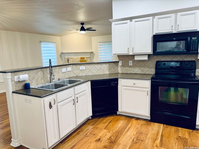 107 EAGLE VAIL, San Antonio, TX 78258