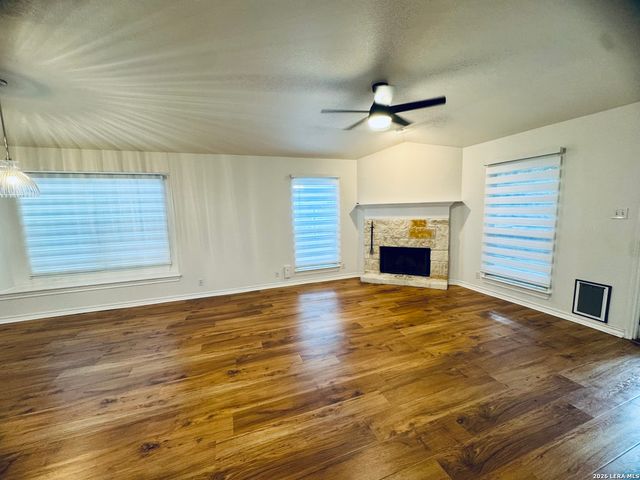 107 EAGLE VAIL, San Antonio, TX 78258