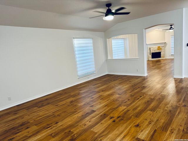 107 EAGLE VAIL, San Antonio, TX 78258