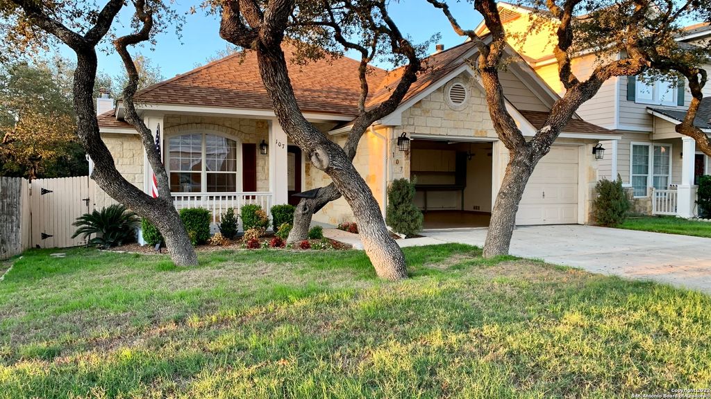 107 EAGLE VAIL, San Antonio, TX 78258