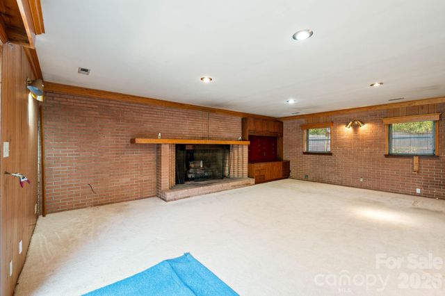 811 Katherine Avenue, Kings Mountain, NC 28086