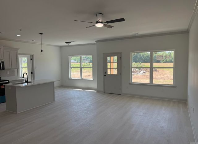 124 S Apple Street, Beebe, AR 72012