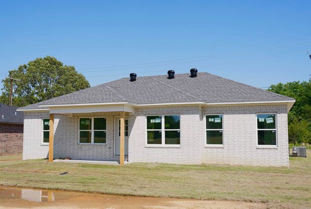 124 S Apple Street, Beebe, AR 72012