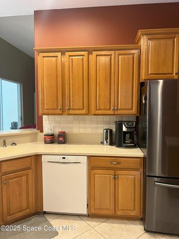 1748 Winding Ridge Circle SE, Palm Bay, FL 32909